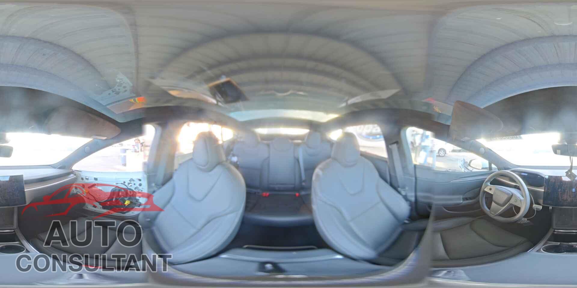 TESLA MODEL S 2024 - 5YJSA1E57RF543182