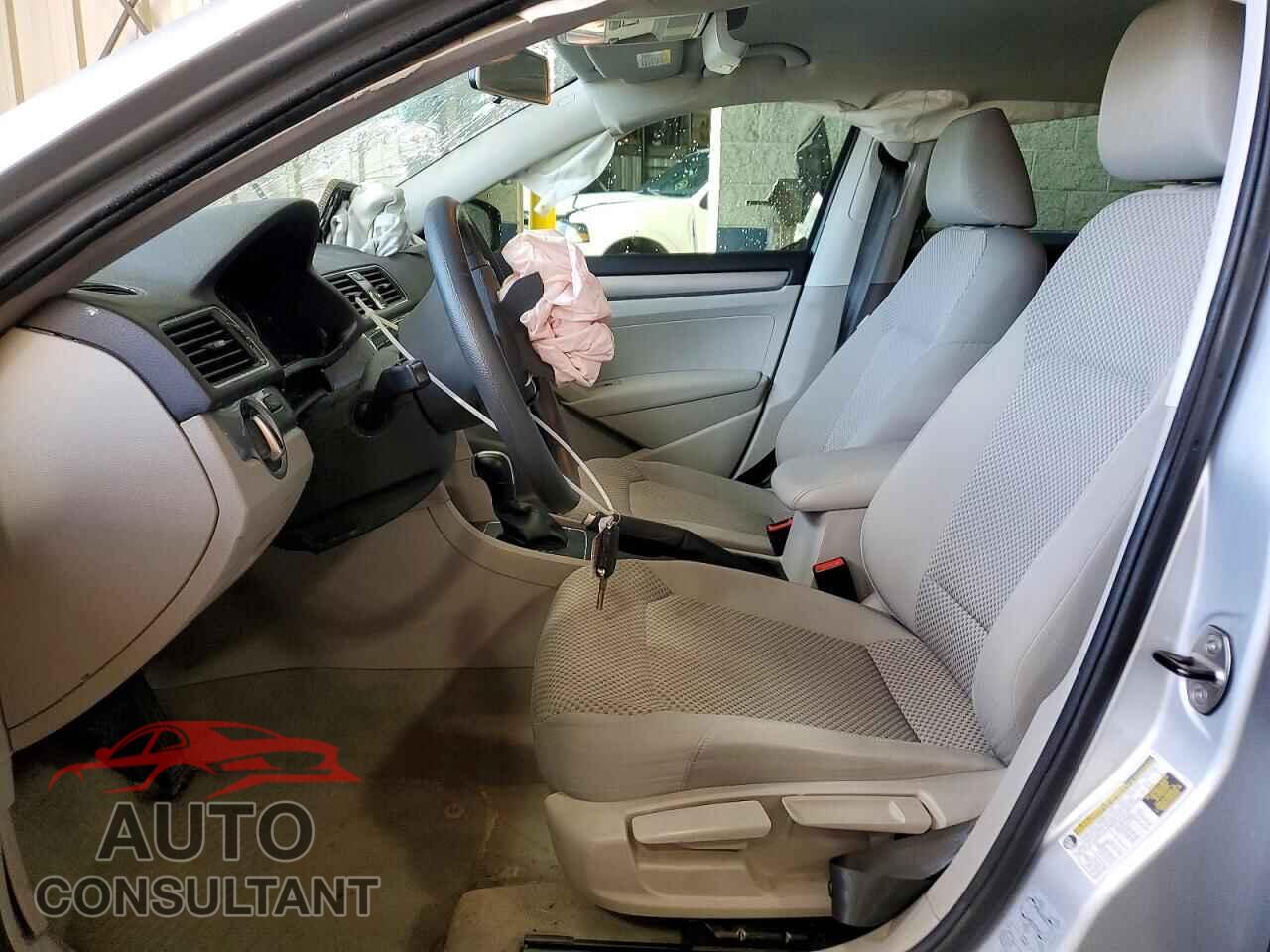 VOLKSWAGEN PASSAT 2014 - 1VWAT7A32EC084225