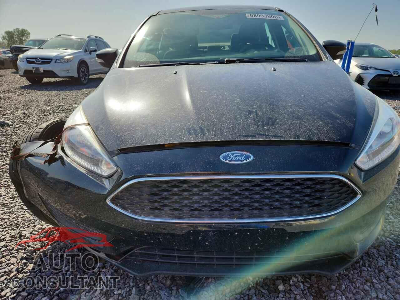 FORD FOCUS 2018 - 1FADP3F2XJL278062