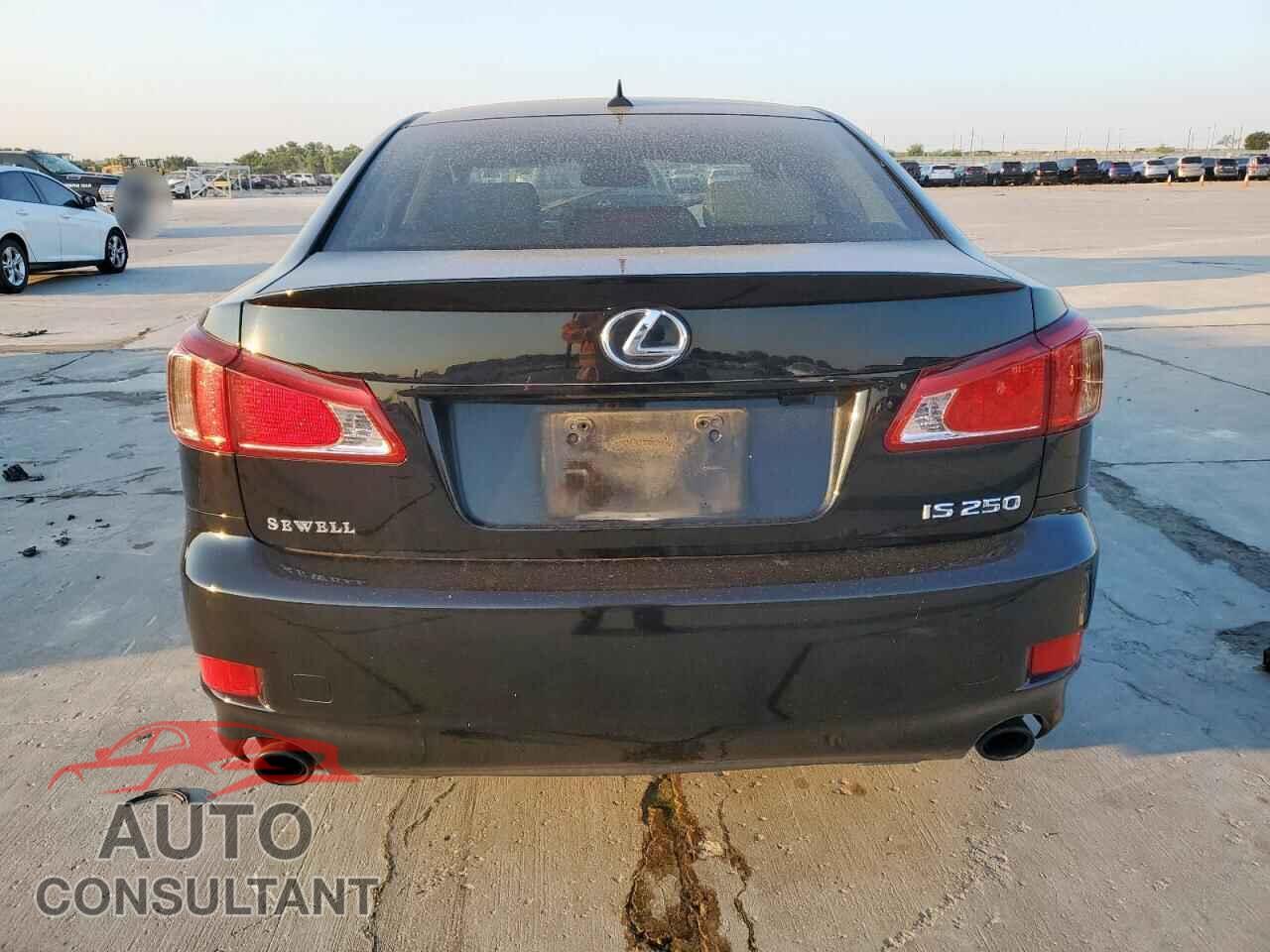 LEXUS IS 2012 - JTHBF5C24C5180266