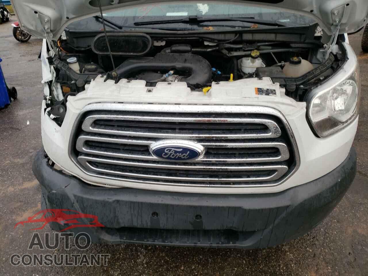 FORD TRANSIT CO 2018 - 1FTYR1YM6JKA54009