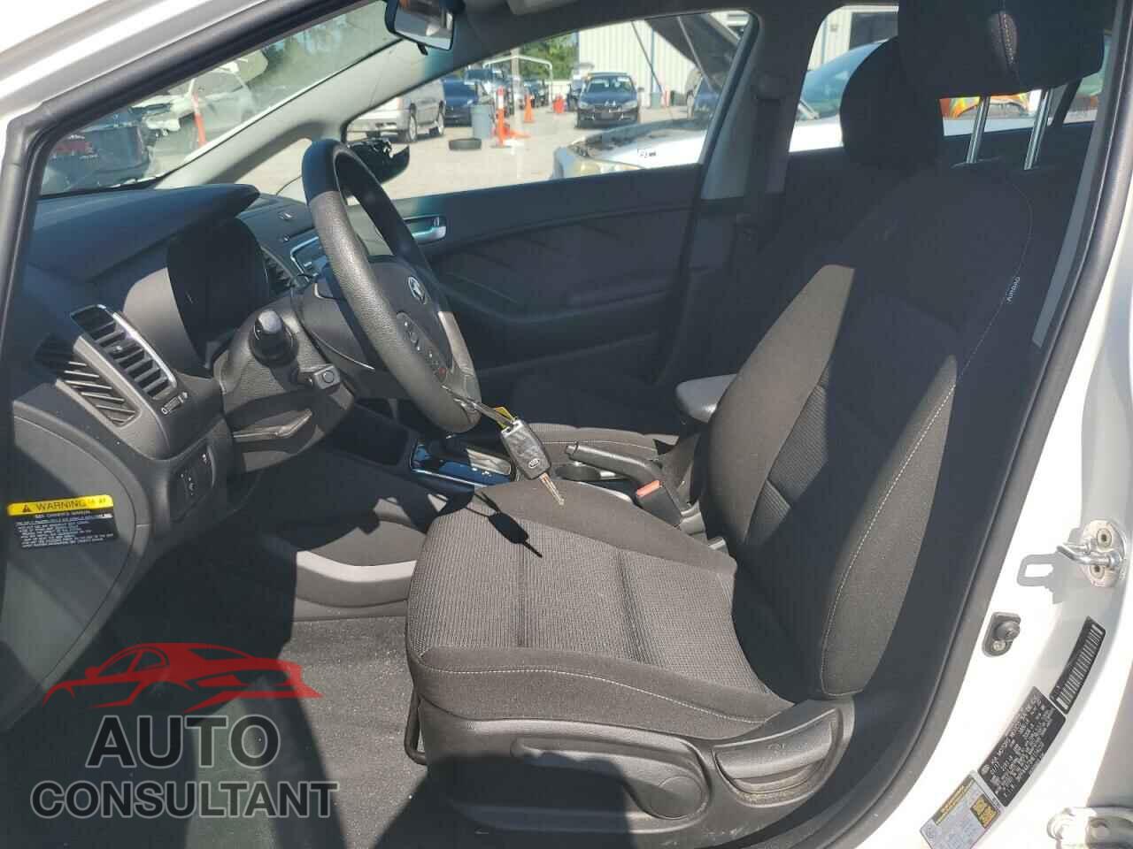 KIA FORTE 2017 - 3KPFK4A73HE114259