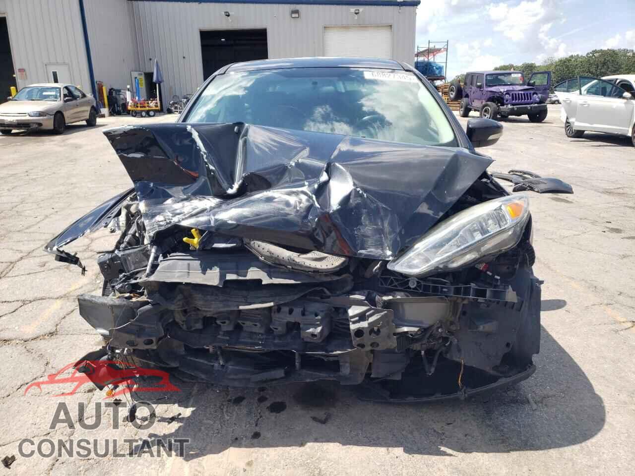 FORD FOCUS 2015 - 1FADP3N21FL324435