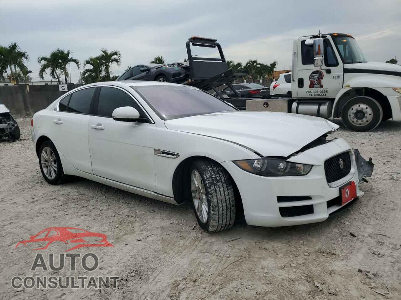 JAGUAR XE 2017 - SAJAD4BG3HA966165