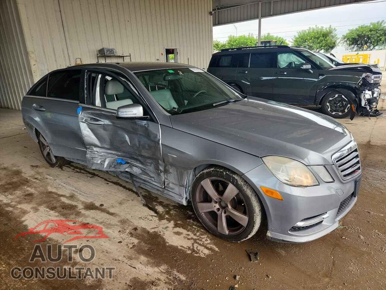 MERCEDES-BENZ E-CLASS 2012 - WDDHF5KB3CA586355