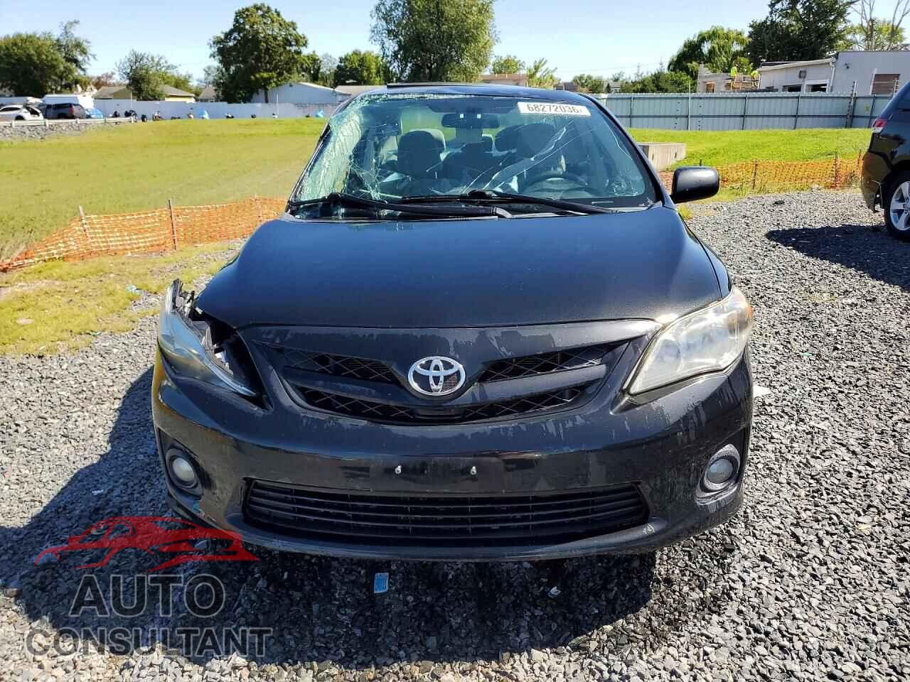 TOYOTA COROLLA 2012 - 2T1BU4EE3CC817109