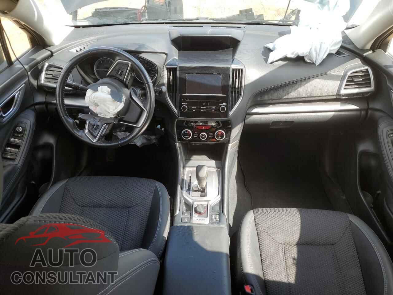 SUBARU FORESTER 2019 - JF2SKEDC2KH456396