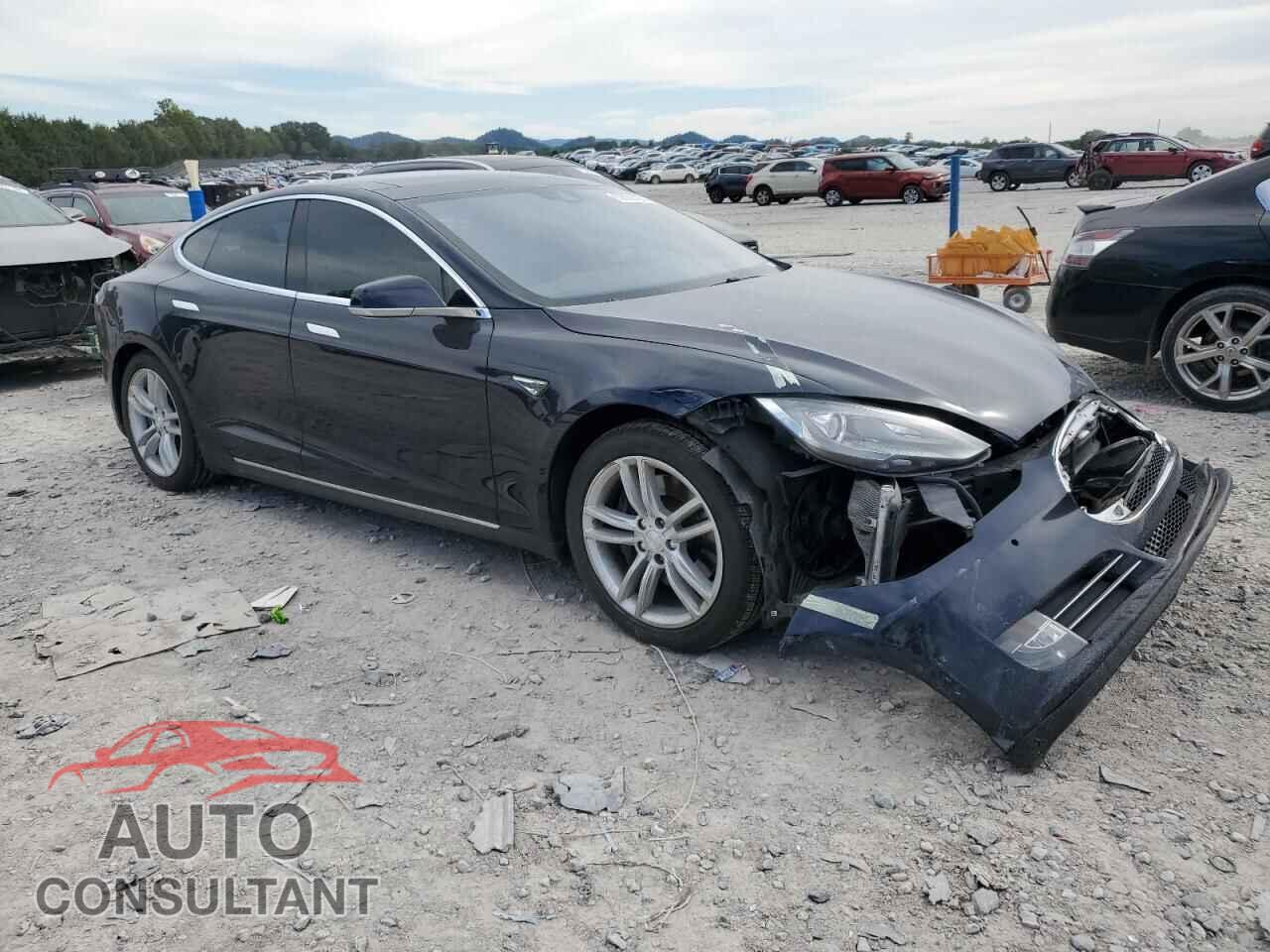 TESLA MODEL S 2015 - 5YJSA1H27FF086645
