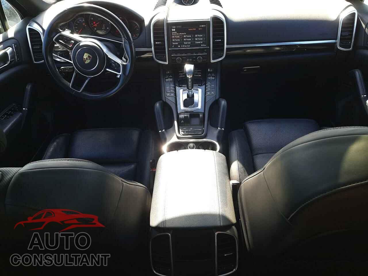 PORSCHE CAYENNE 2016 - WP1AA2A27GLA10299
