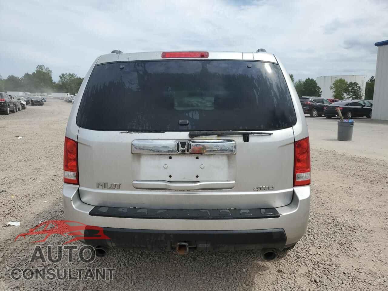 HONDA PILOT 2011 - 5FNYF4H49BB089152