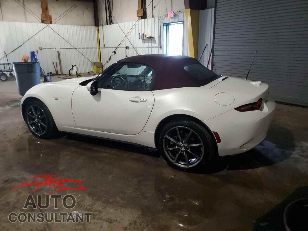 MAZDA MX5 2018 - JM1NDAD74J0200940