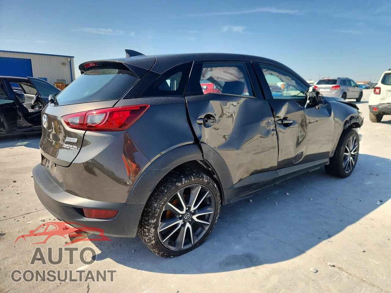 MAZDA CX-3 2018 - JM1DKFC77J0319047