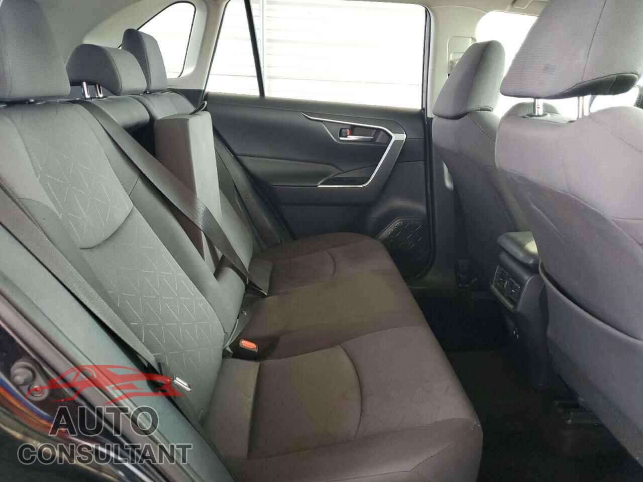 TOYOTA RAV4 2020 - JTMP1RFV8LD057465