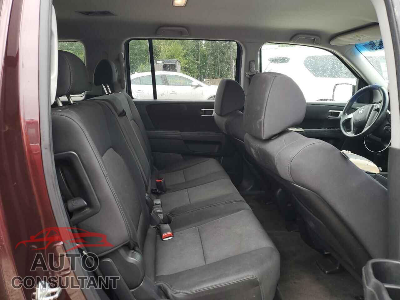 HONDA PILOT 2011 - 5FNYF4H25BB074680