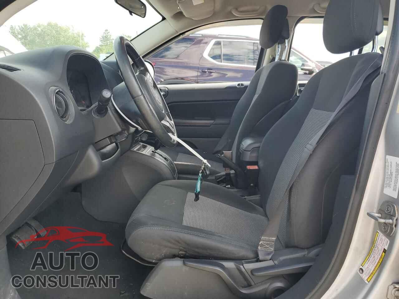 JEEP COMPASS 2011 - 1J4NF1FB1BD280813