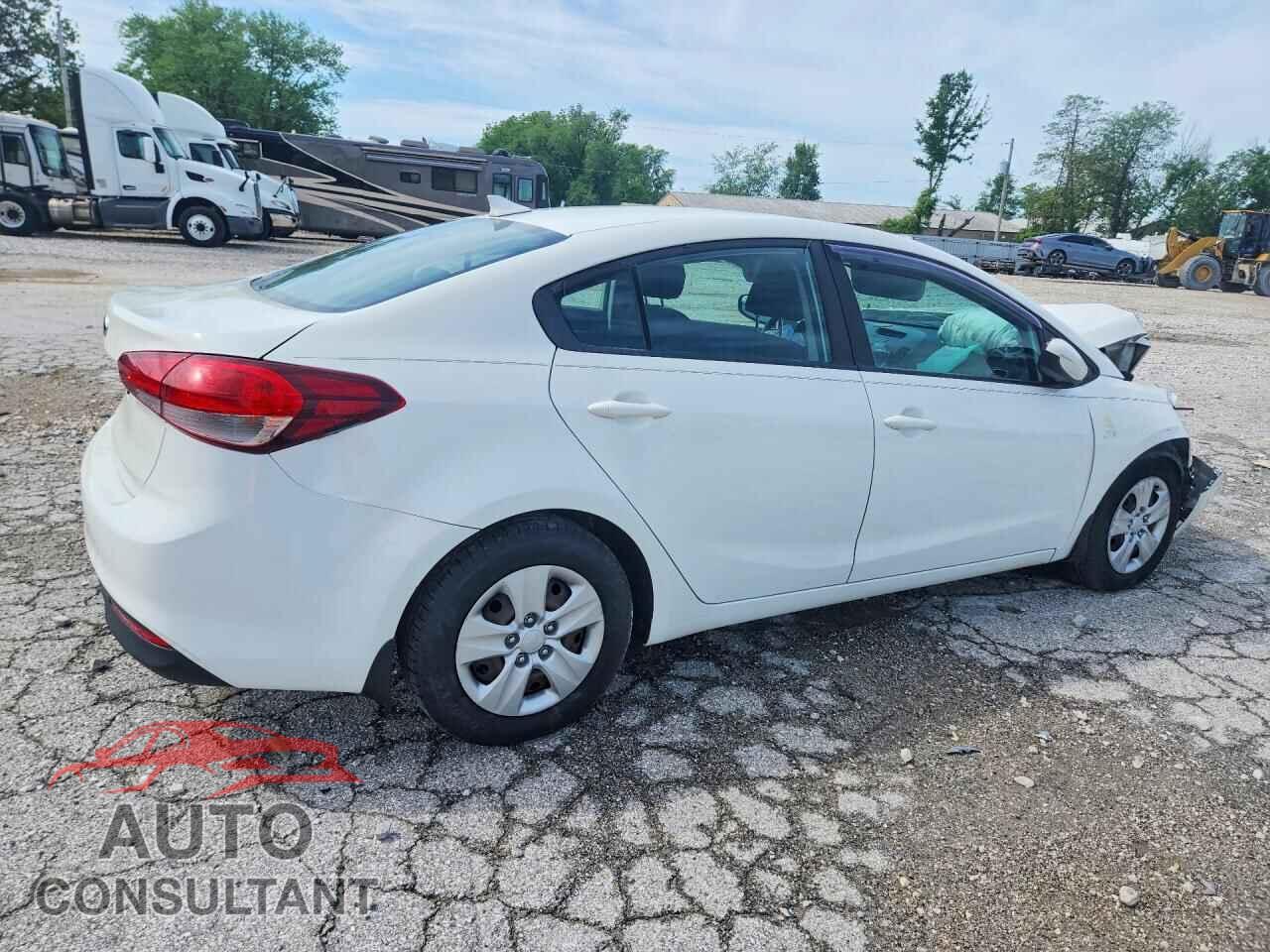 KIA FORTE 2017 - 3KPFK4A73HE082073
