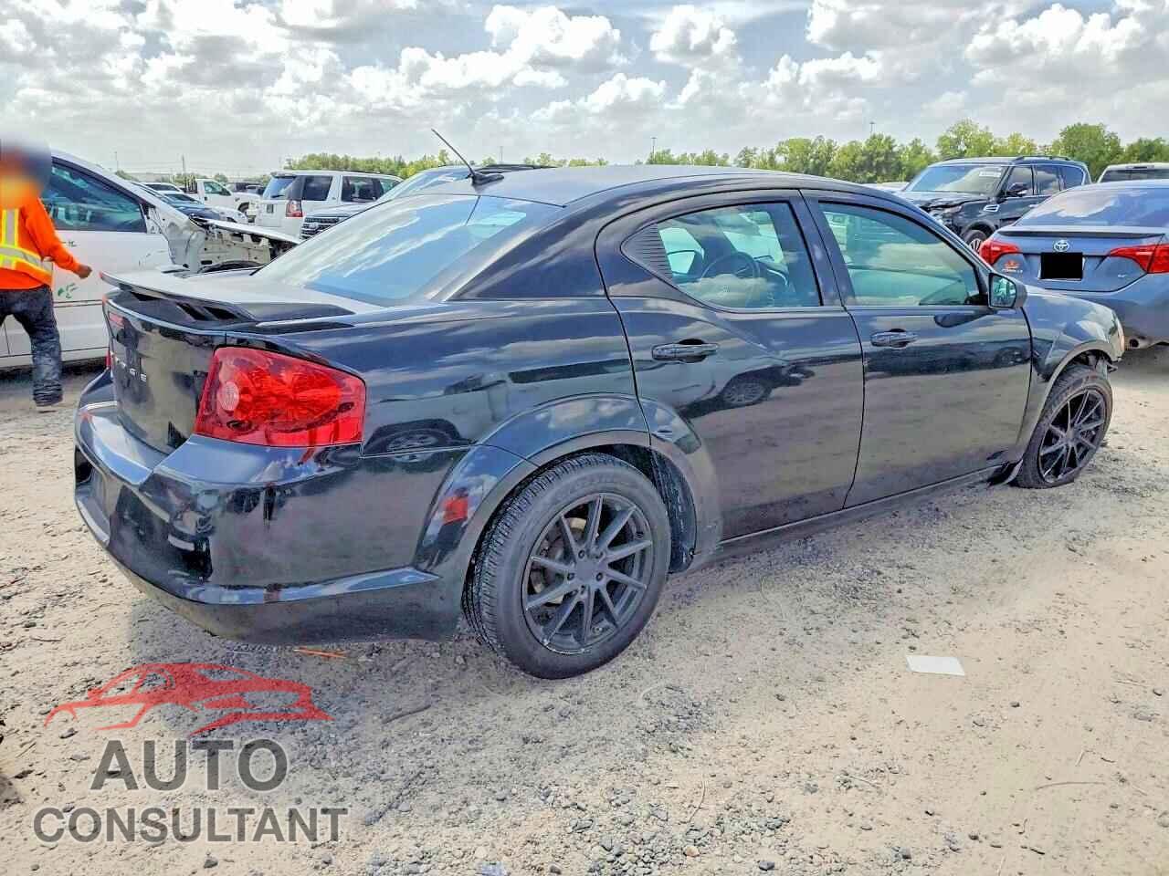 DODGE AVENGER 2013 - 1C3CDZAB4DN592019