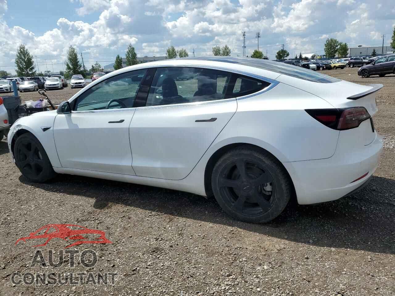 TESLA MODEL 3 2018 - 5YJ3E1EB1JF109908