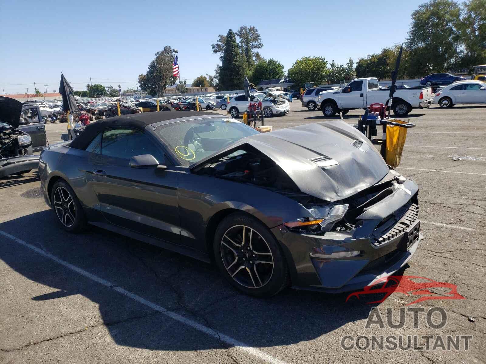 FORD MUSTANG 2018 - 1FATP8UH7J5138958
