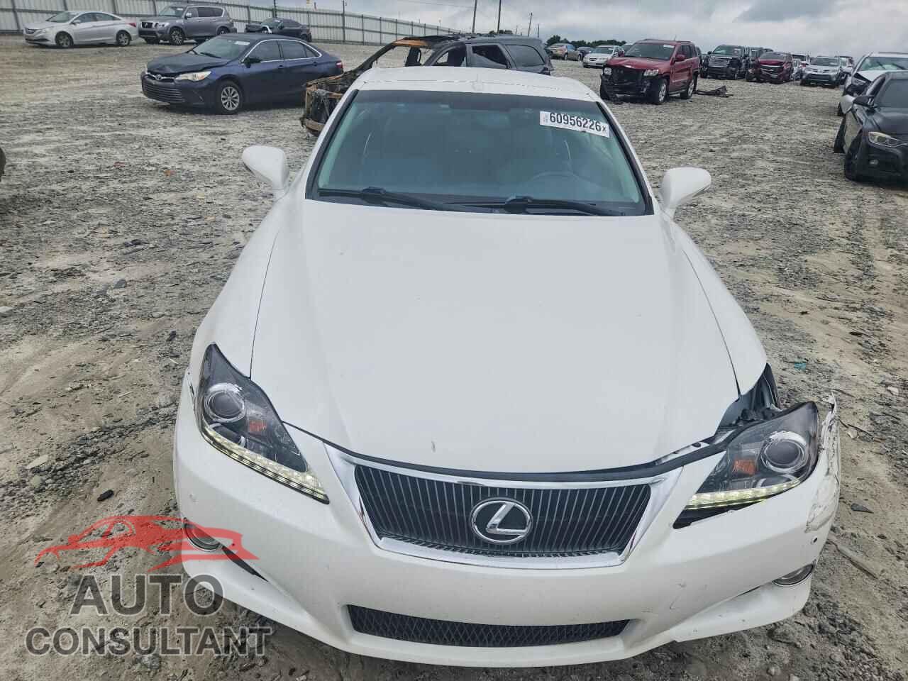 LEXUS IS 2015 - JTHFF2C27F2532455