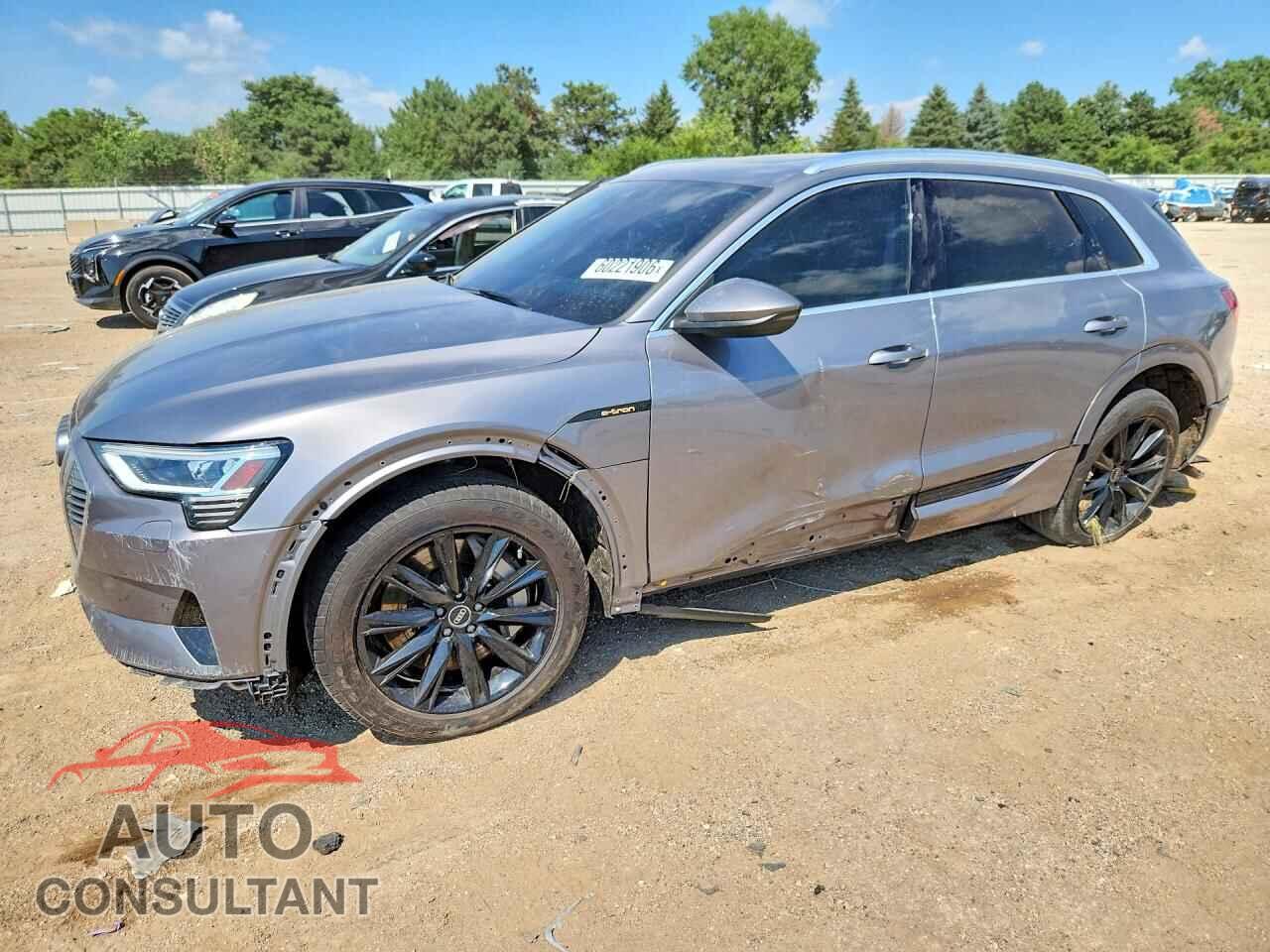 AUDI E-TRON 2021 - WA1AAAGE2MB006024