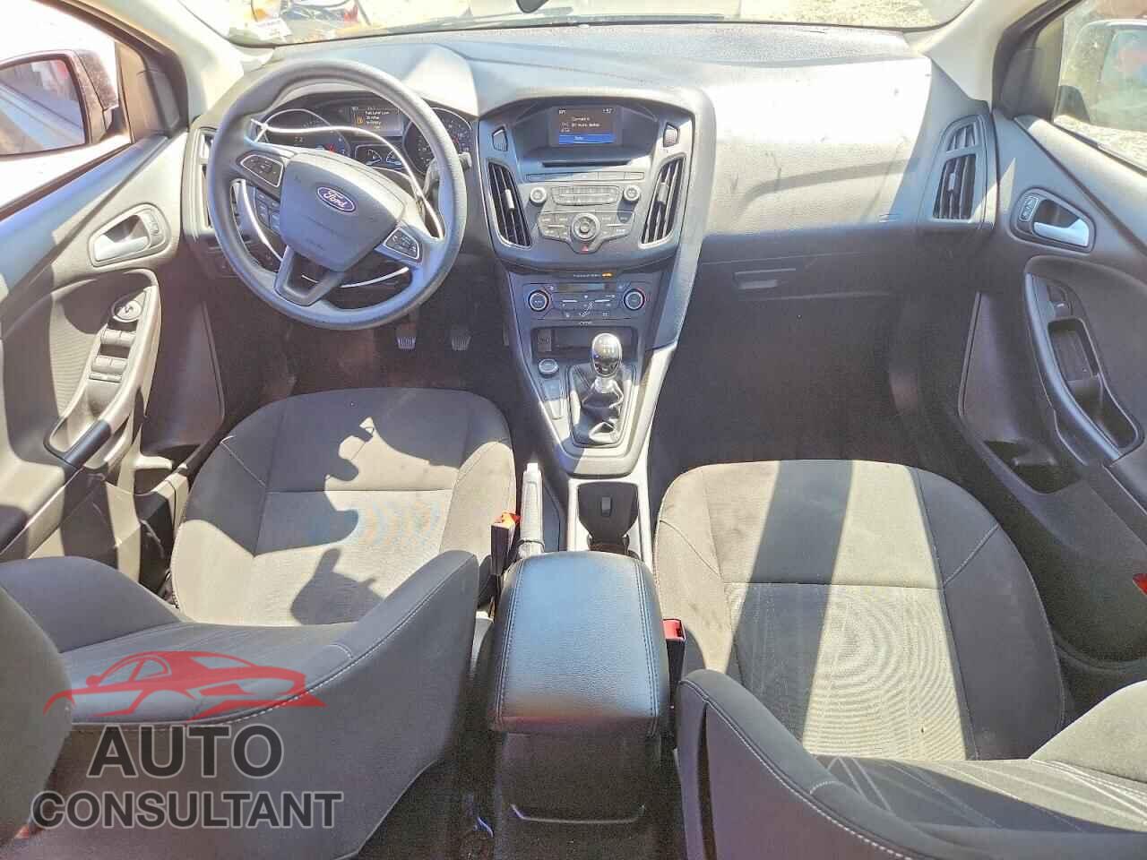 FORD FOCUS 2017 - 1FADP3FE4HL282810