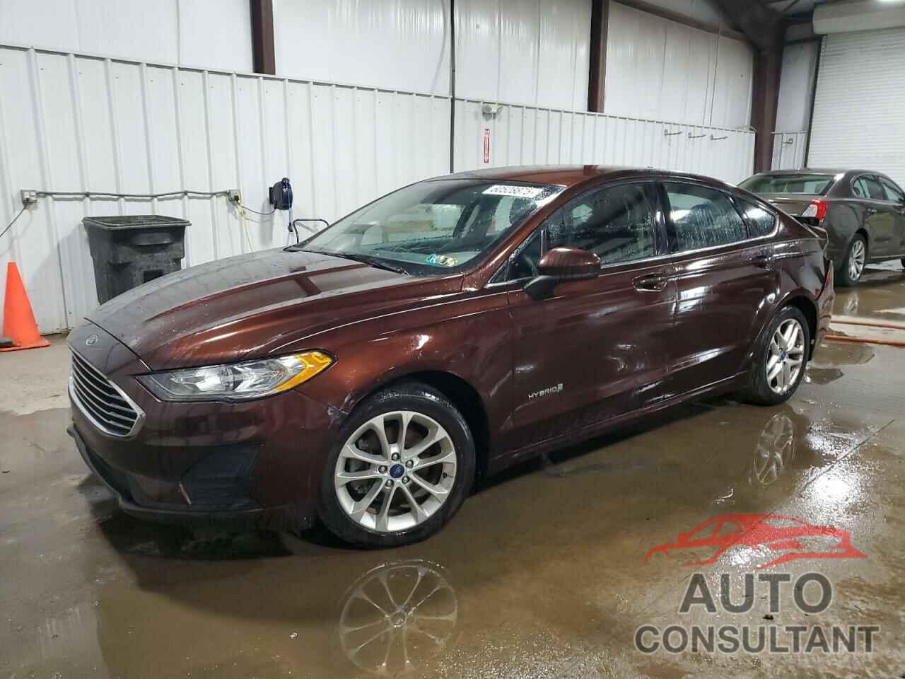 FORD FUSION 2019 - 3FA6P0LU8KR195634
