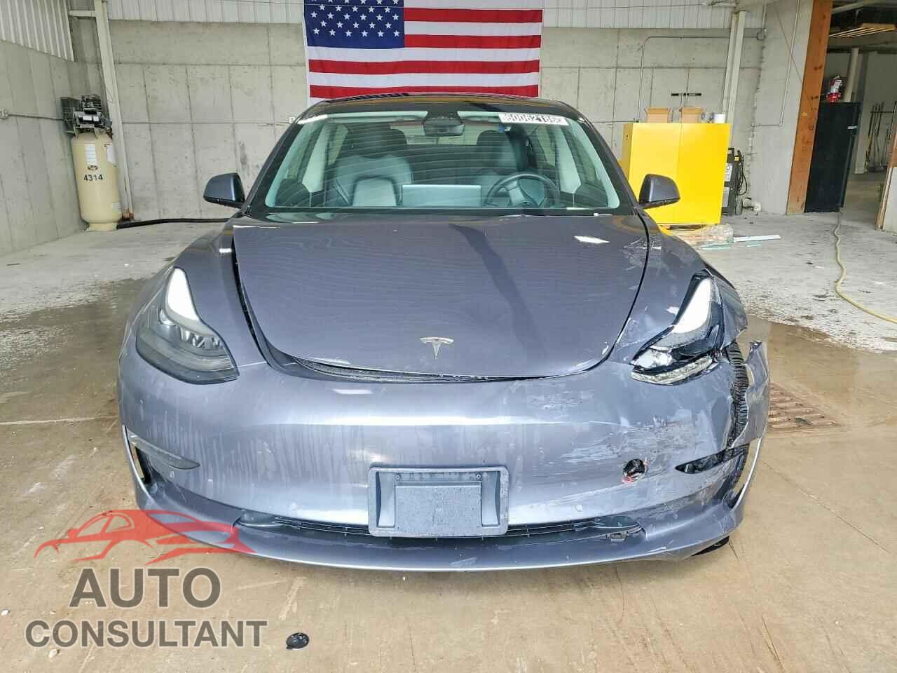 TESLA MODEL 3 2022 - 5YJ3E1EA9NF289068