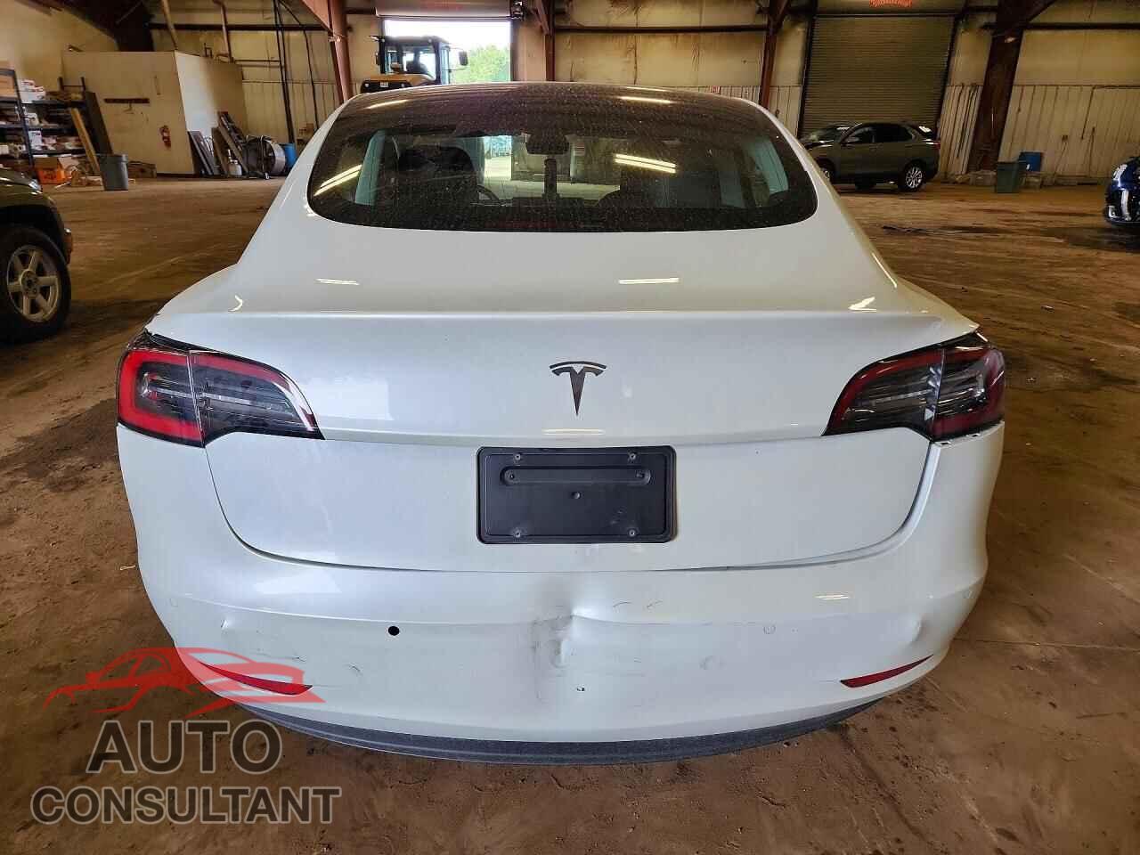 TESLA MODEL 3 2020 - 5YJ3E1EA5LF808582