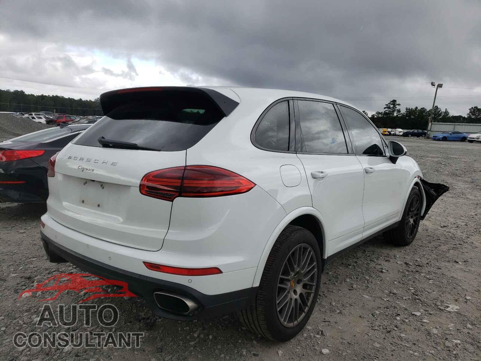 PORSCHE CAYENNE 2017 - WP1AA2A23HKA84777