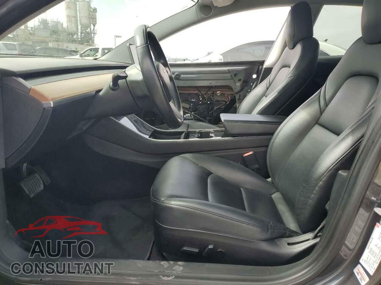 TESLA MODEL 3 2018 - 5YJ3E1EA3JF153500