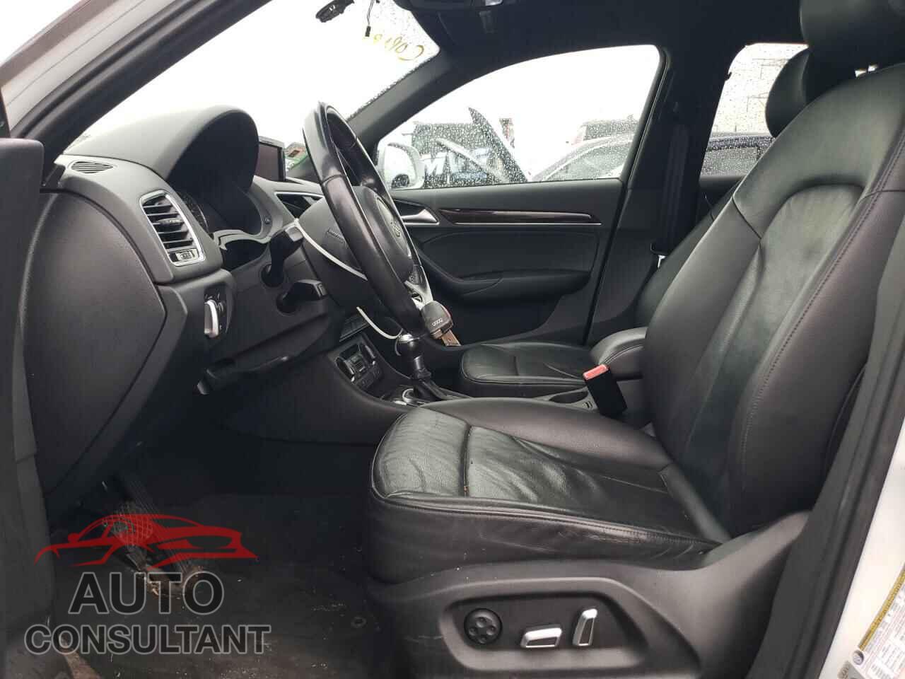 AUDI Q3 2016 - WA1EFCFS9GR014977