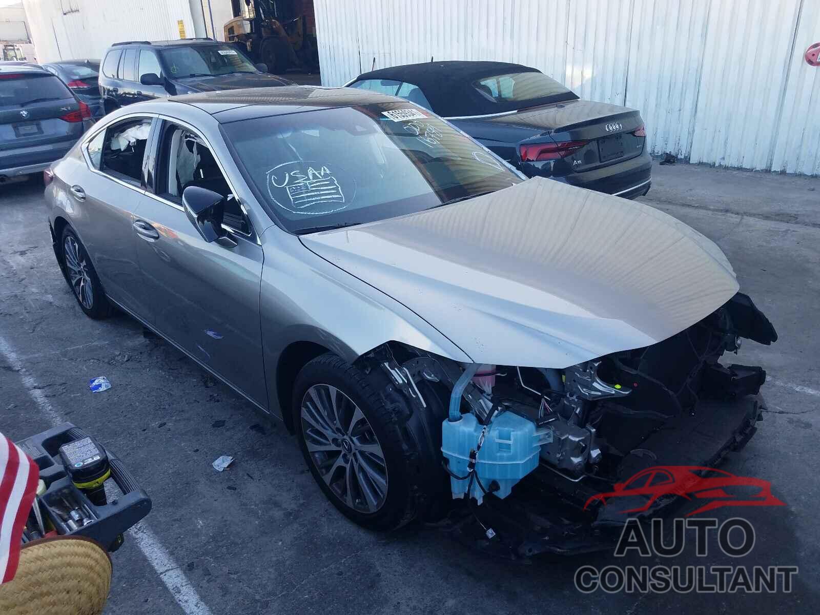 LEXUS ES350 2020 - 58ADZ1B12LU076212