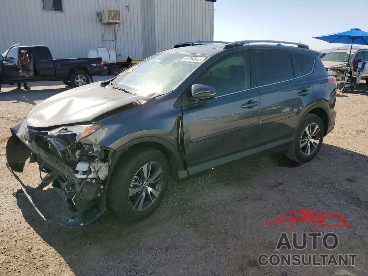 TOYOTA RAV4 2017 - JTMWFREV4HD100995