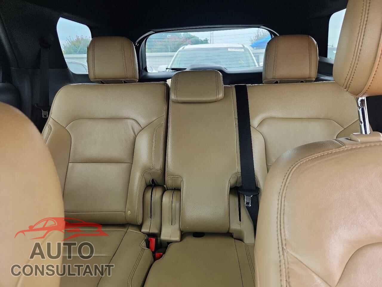 FORD EXPLORER 2016 - 1FM5K8D82GGA87654