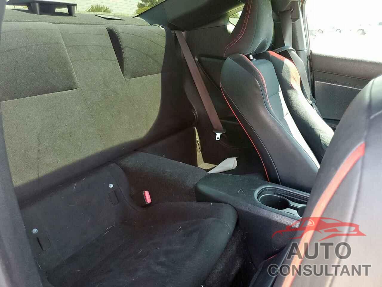 TOYOTA SCION 2015 - JF1ZNAA1XF8711100
