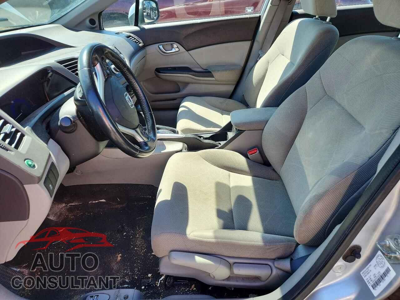 HONDA CIVIC 2012 - 2HGFB2F57CH033212