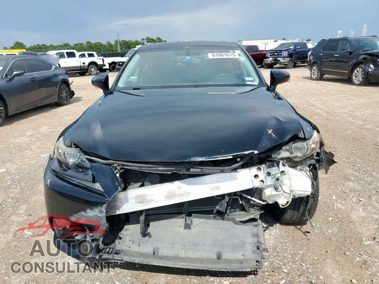 LEXUS IS 2014 - JTHBF1D29E5030695
