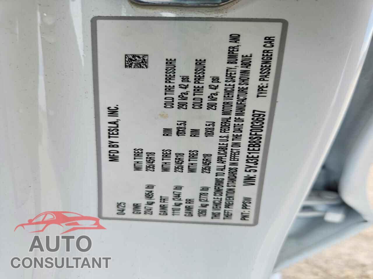 TESLA MODEL 3 2025 - 5YJ3E1EB8SF003697