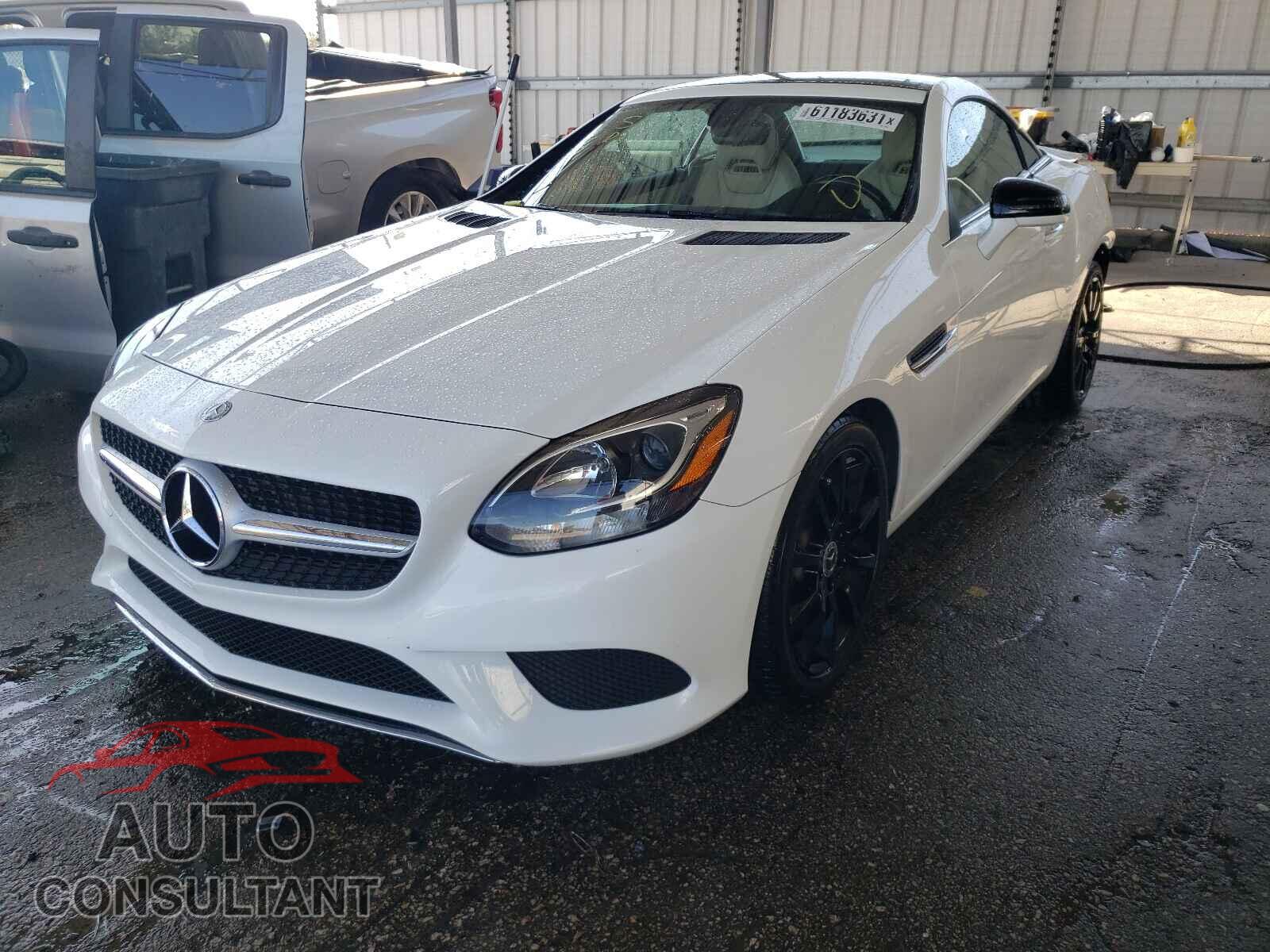 MERCEDES-BENZ SLC-CLASS 2017 - WDDPK3JA2HF141202