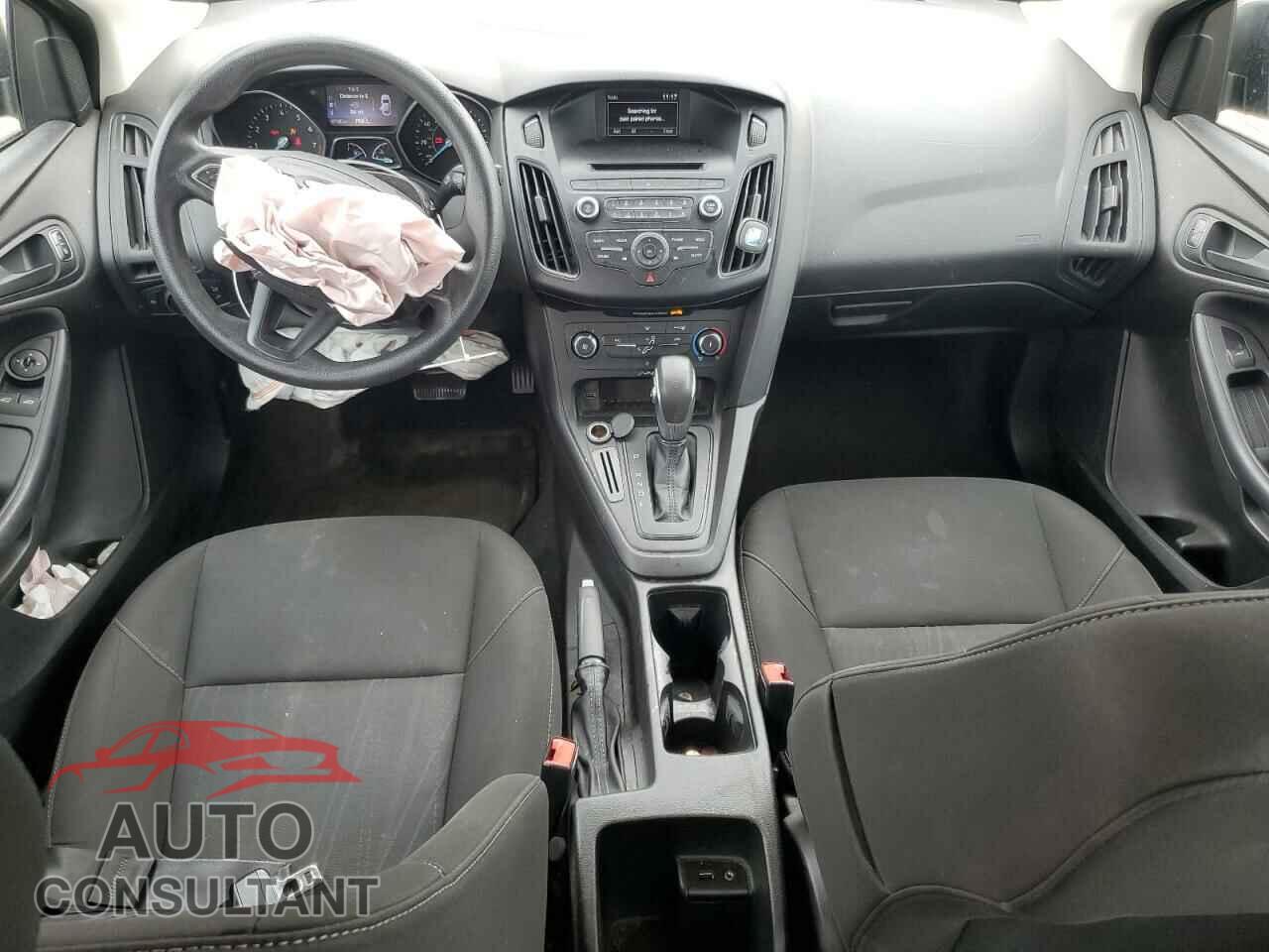 FORD FOCUS 2016 - 1FADP3E20GL211903