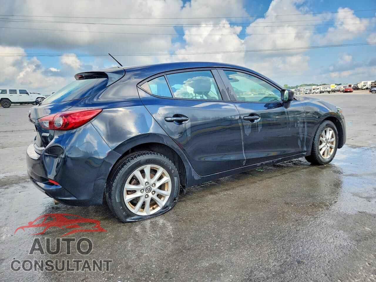 MAZDA 3 2018 - 3MZBN1K75JM276776