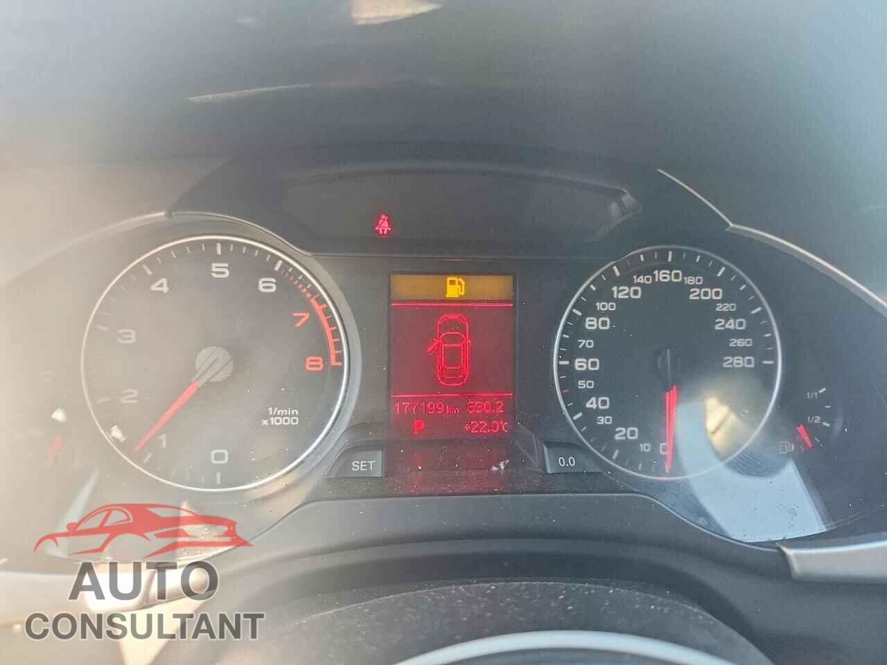 AUDI A4 2011 - WAUFFCFL3BA027036