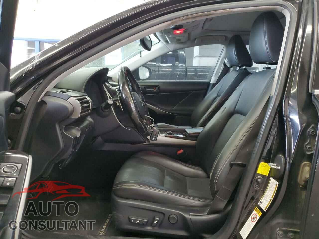 LEXUS IS 2014 - JTHBF1D29E5015694