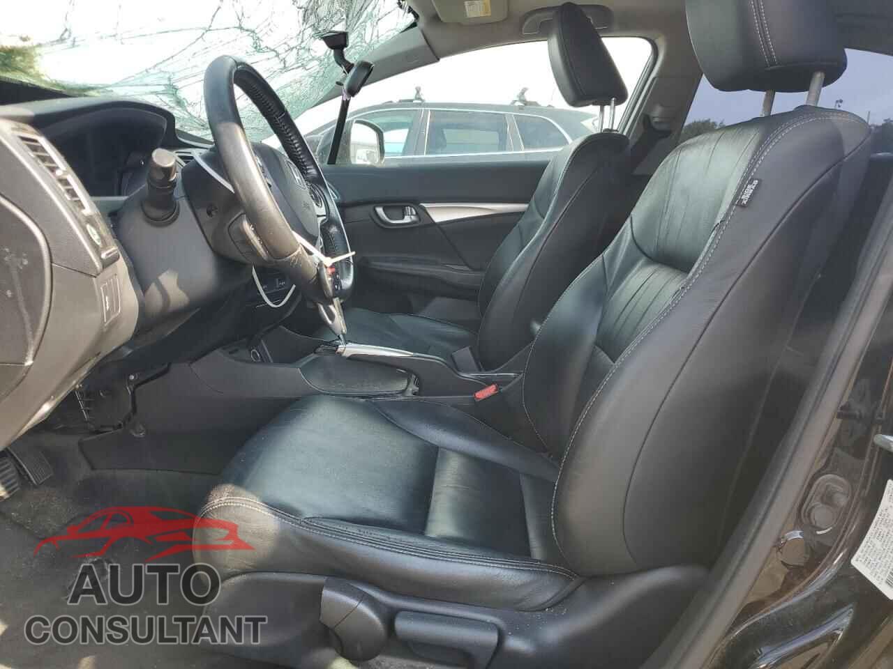 HONDA CIVIC 2013 - 2HGFB2F92DH540829