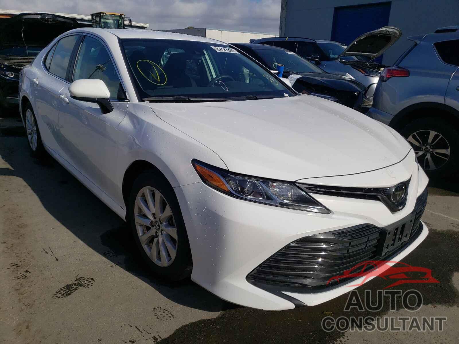 TOYOTA CAMRY 2019 - 4T1B11HK1KU773813