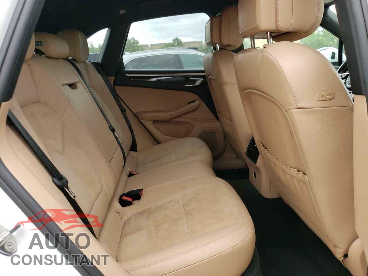 PORSCHE MACAN 2019 - WP1AA2A54KLB00979