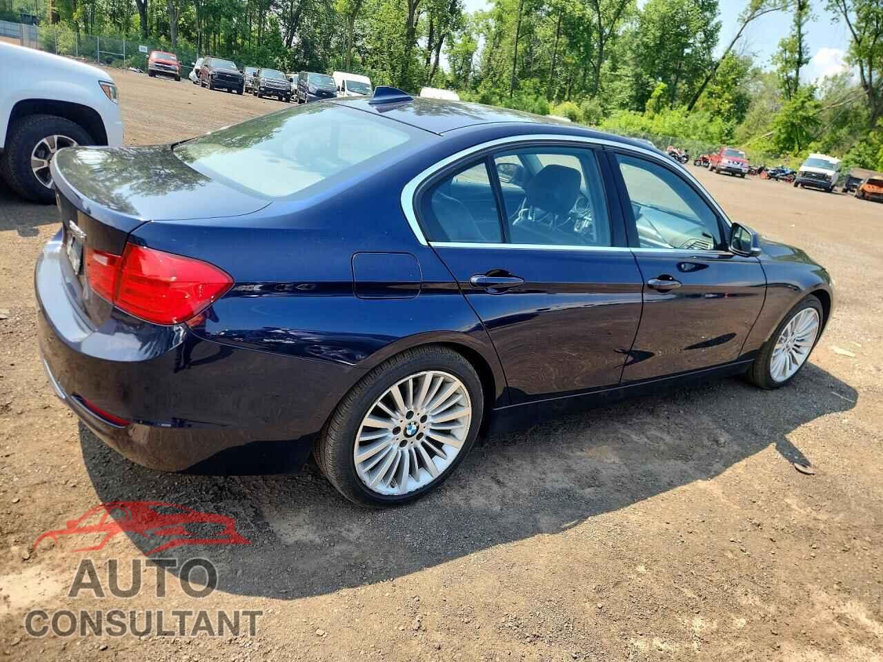 BMW 3 SERIES 2013 - WBA3B5C59DF596754