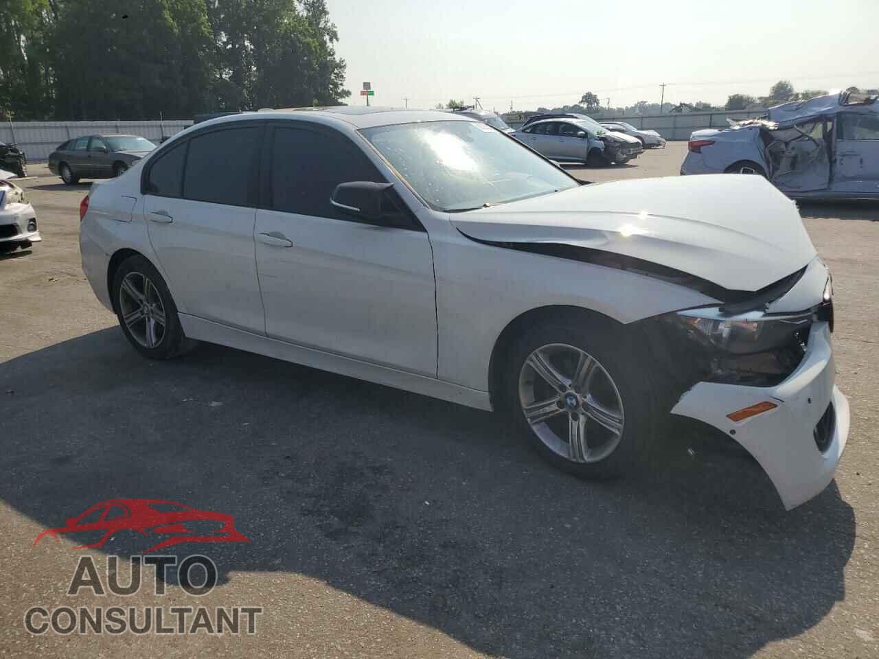 BMW 3 SERIES 2014 - WBA3C3C54EP660549