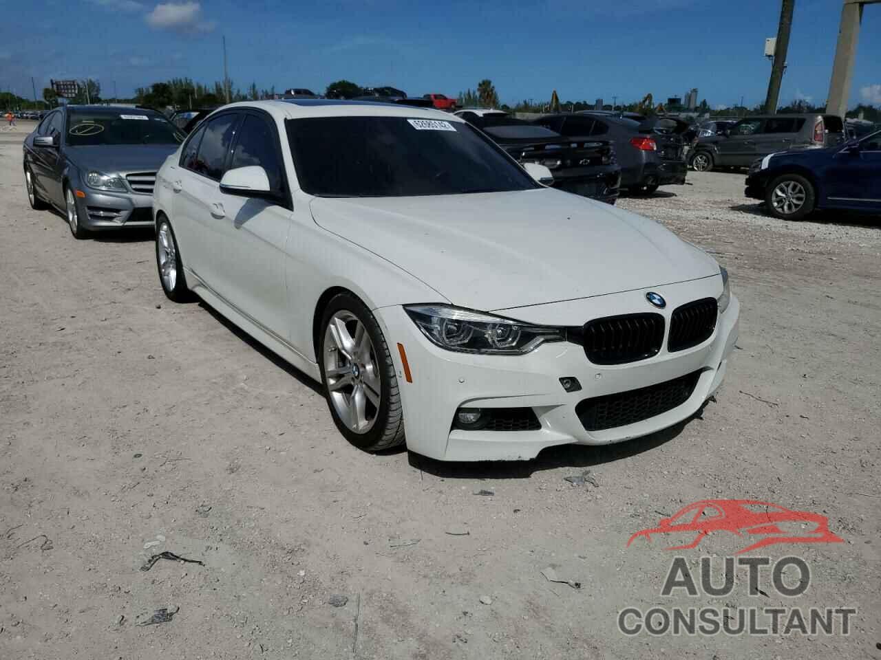 BMW 3 SERIES 2018 - WBA8B3C59JK384689
